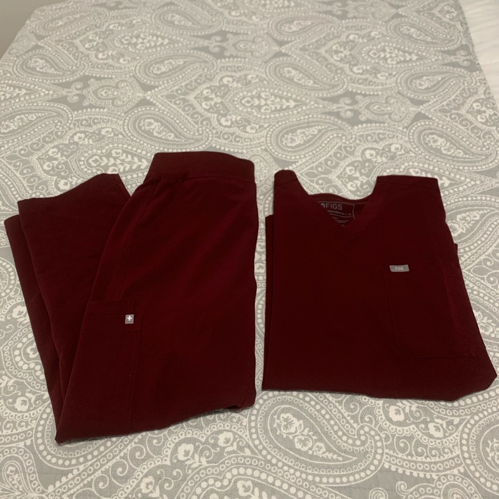 Men’s Figs Maroon Scrub Set - M/S